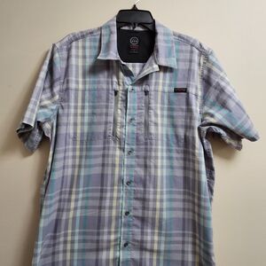 Wrangler ATG Men's Large Plaid Short Sleeve Outdoor Shirt - Dual Zip Pockets